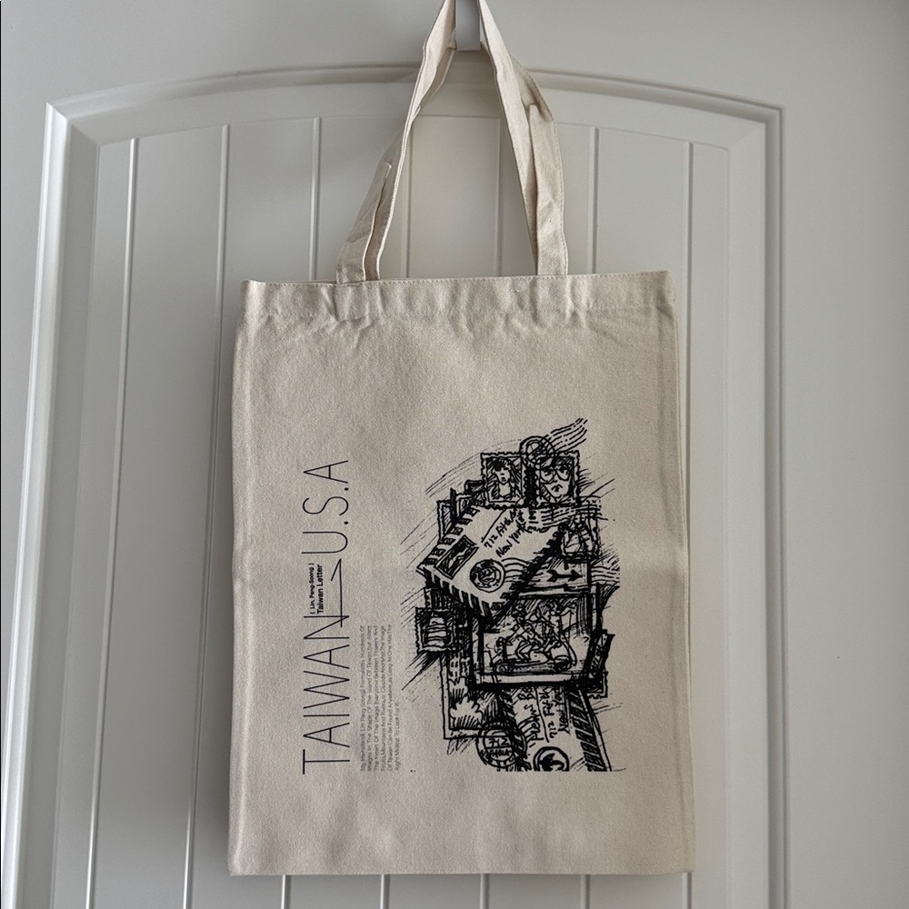 Taiwan U.S.A. Graphic Canvas Tote Bag - Natural